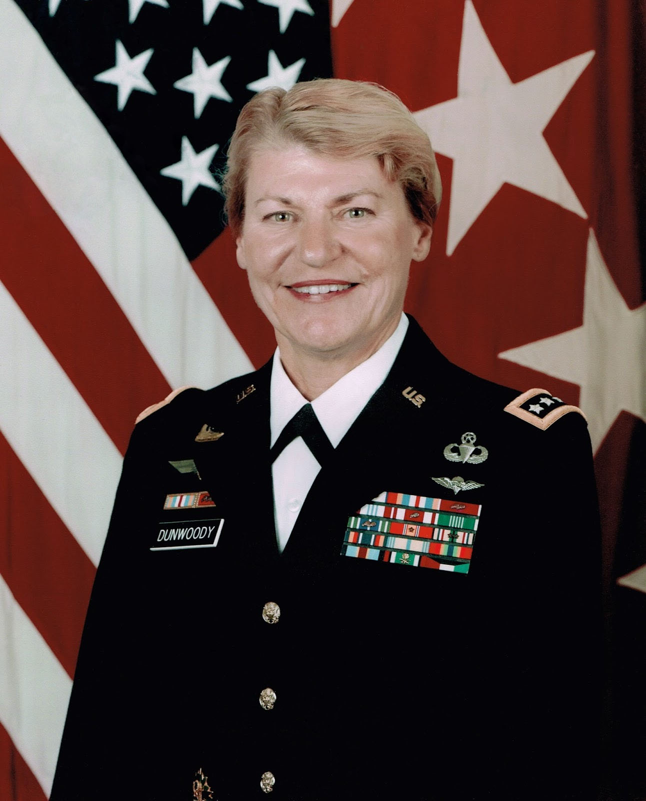 Ann E. Dunwoody Foto