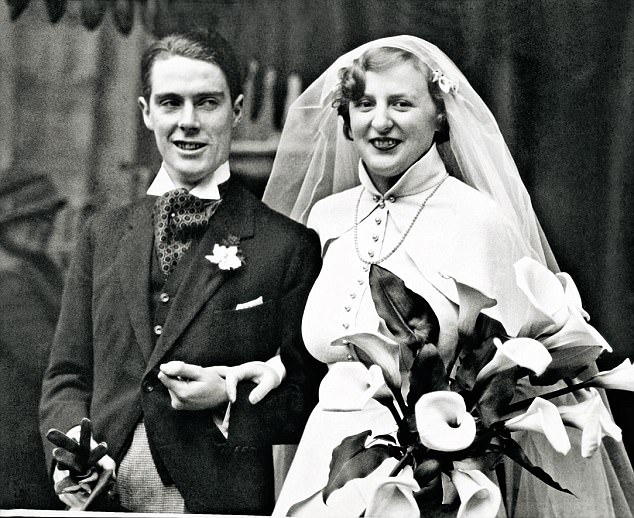 Anthony Powell Foto