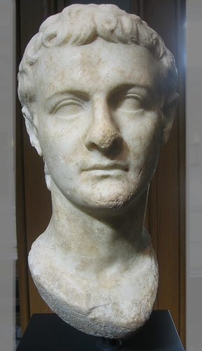 Caligula Foto