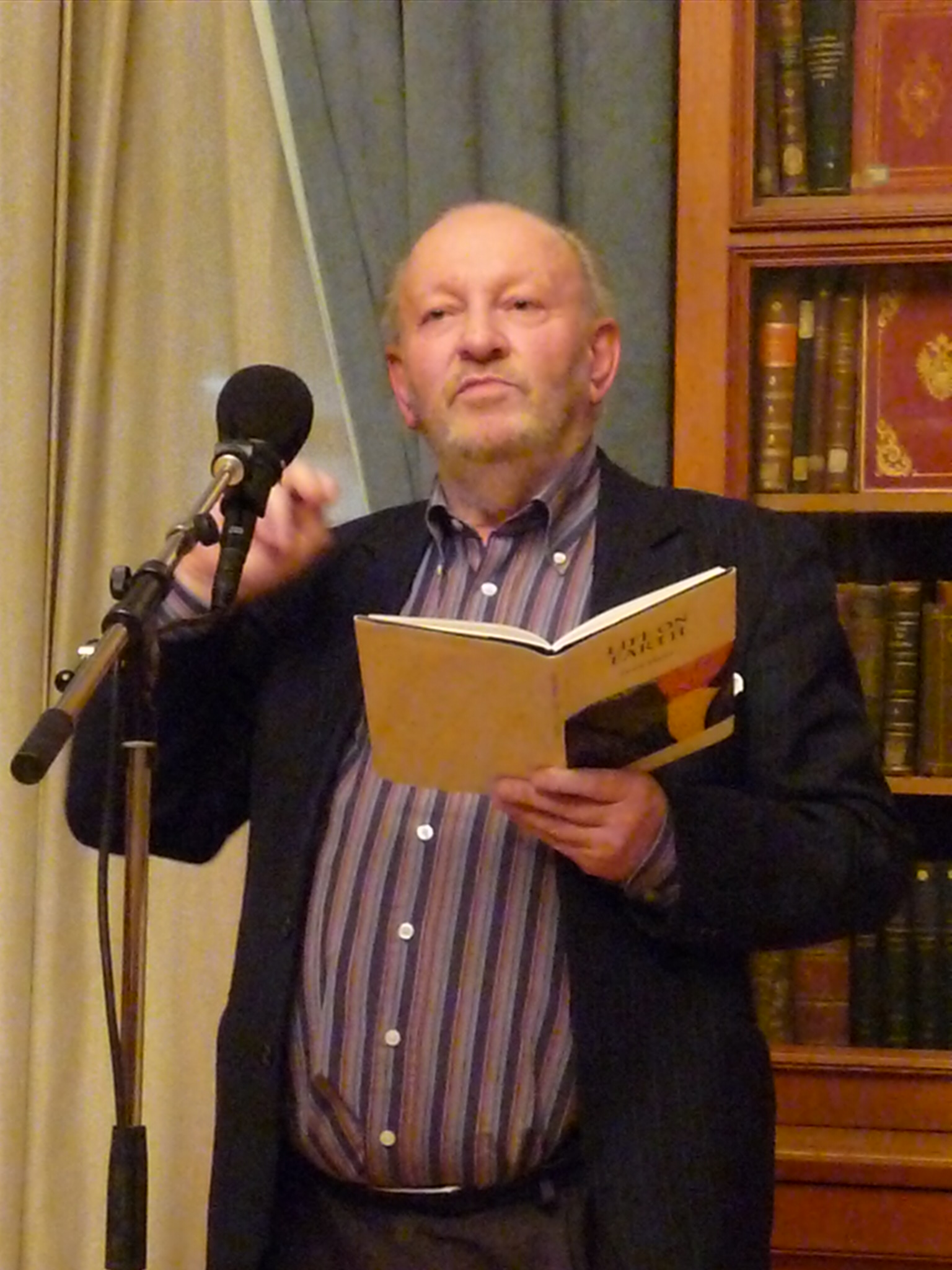 Derek Mahon Foto