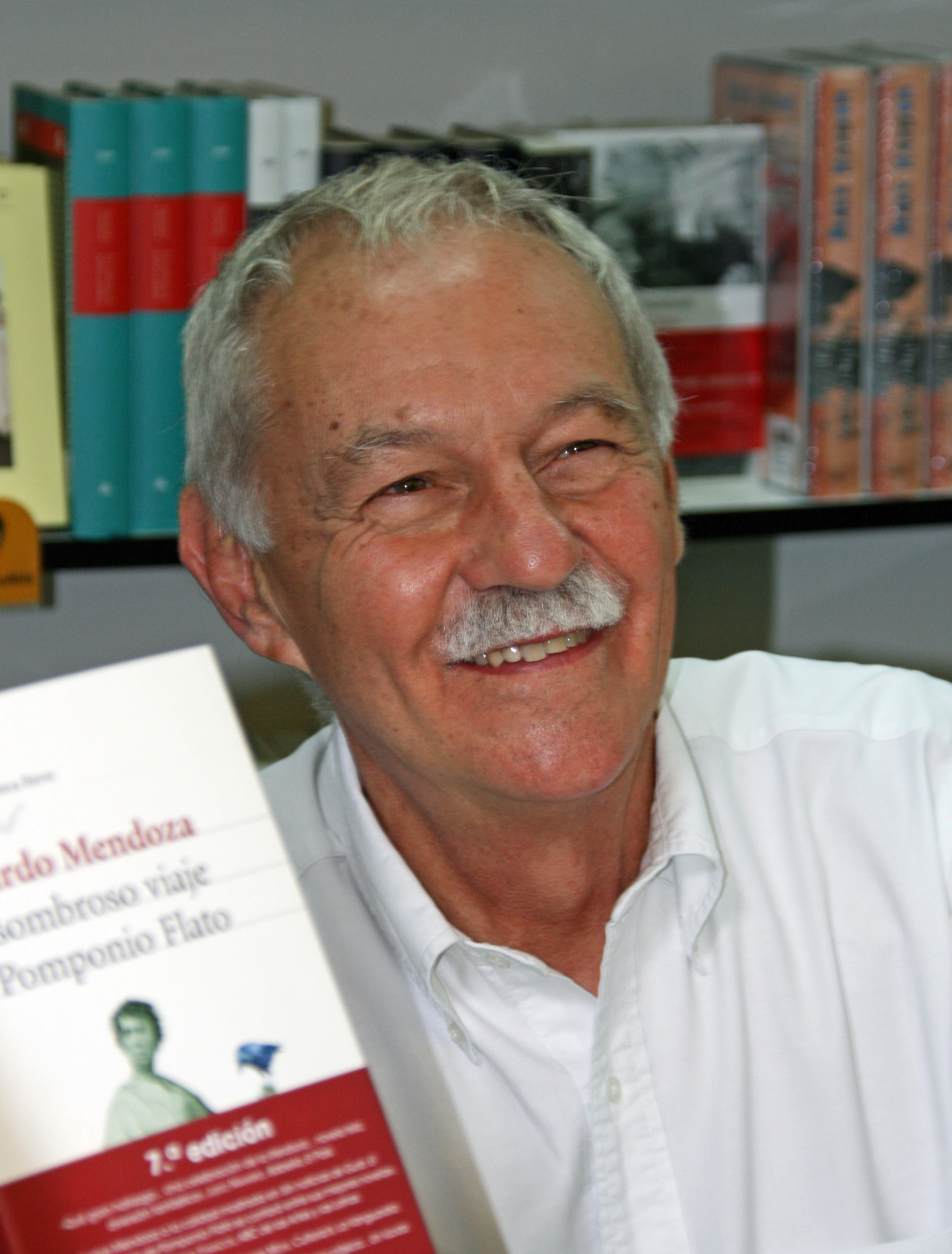 Eduardo Mendoza Garriga Foto