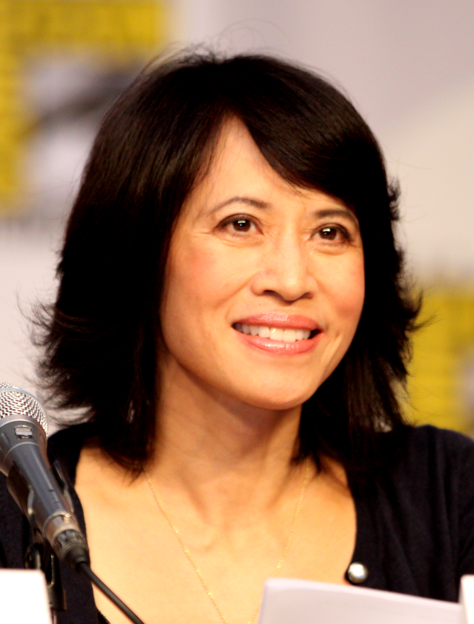 Lauren Tom Foto