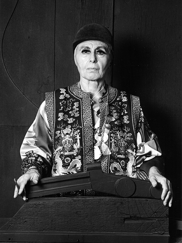 Louise Nevelson Foto