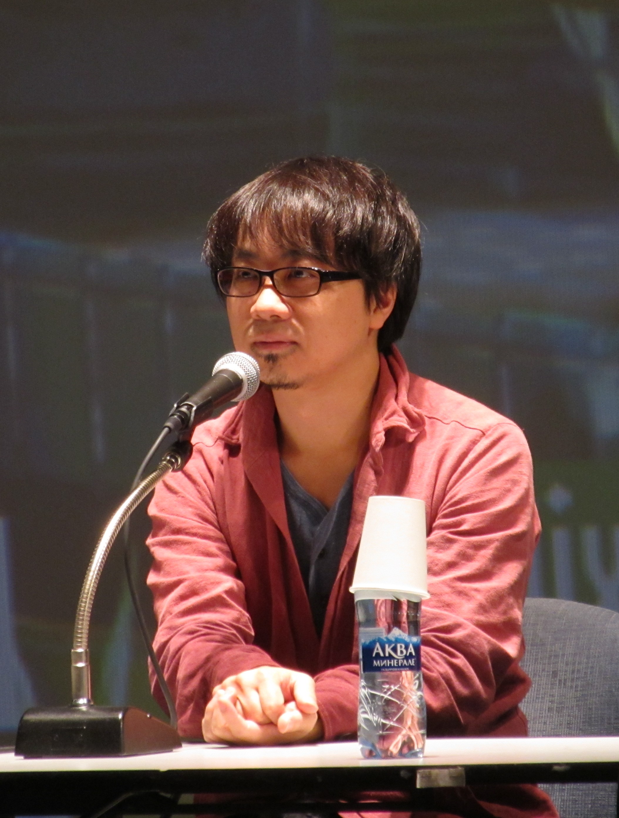 Makoto Shinkai Foto