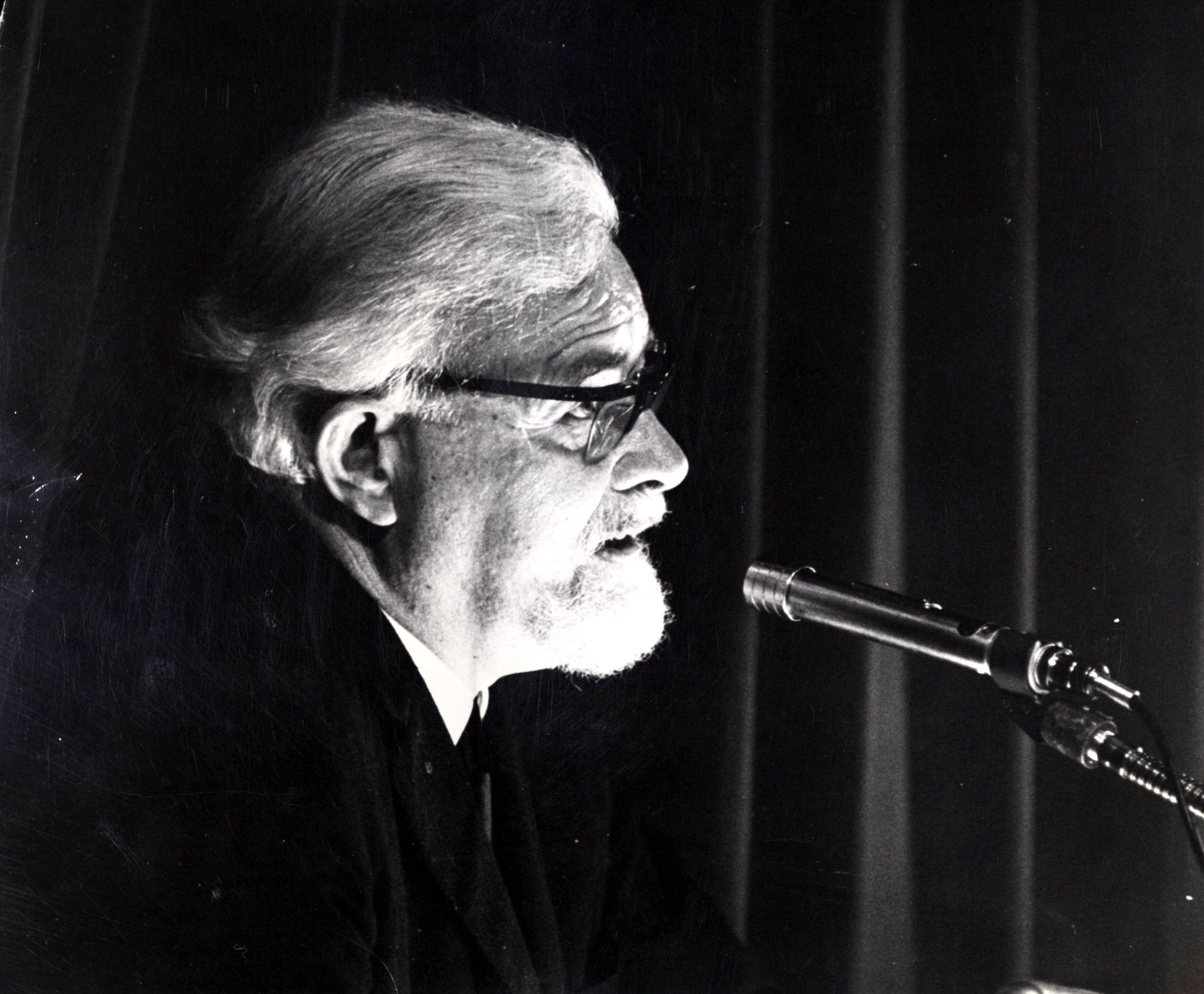 T. H. White Foto